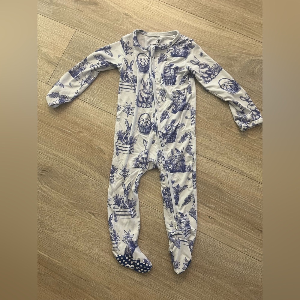 Bums and Roses Bamboo Sleeper 2t Bunny
